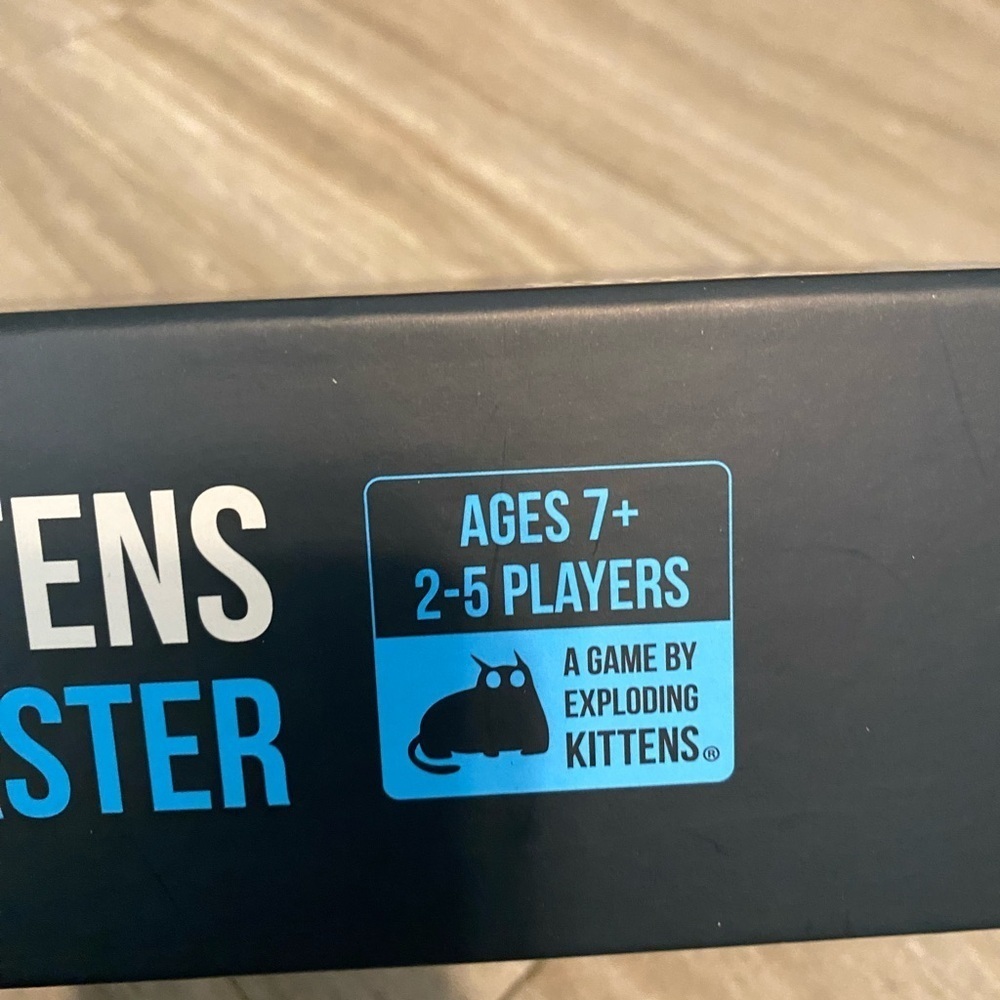 Exploding Kittens: Recipes For Disaster Card Game new - Picture 2 of 4